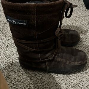 Muk Luks Women's Brown Winter Boots